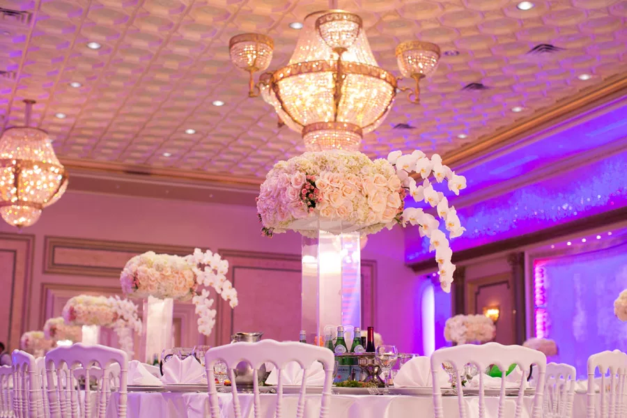 Elevated Flower Bouquet - Wedding Table Centerpiece