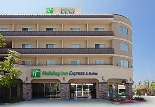 Holiday Inn Express & Suites