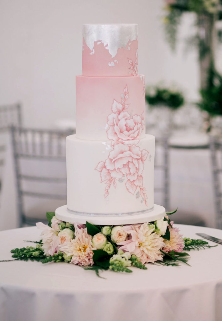 Hand-Painted Cakes Ideas And Inspirations For Your Event!