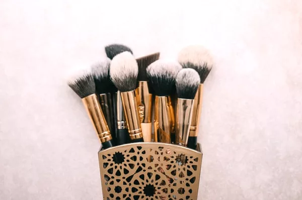 Wedding Makeup Artist - Makeup Brushes