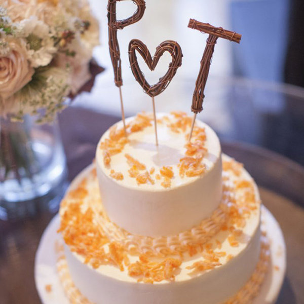 CAKE TOPPER EN BOIS ET PLEXIGLASS « JUST MARRIED » – Pika's World
