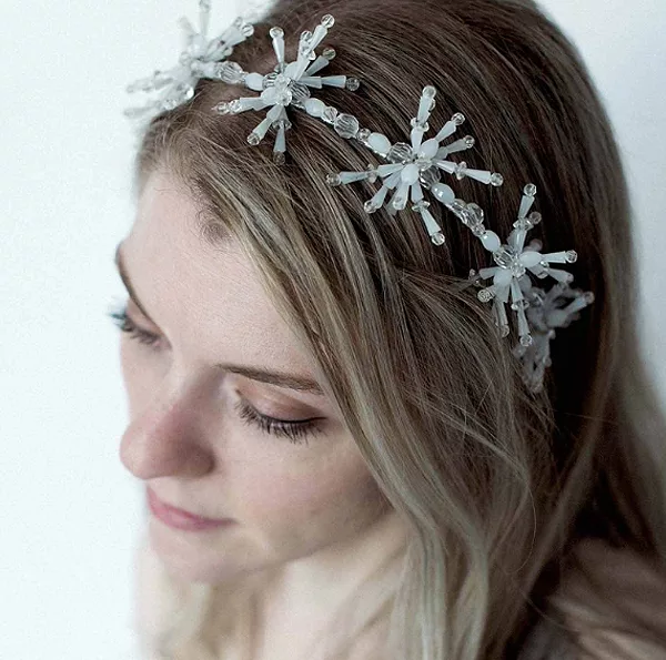 30 Wedding Tiaras For 2020 That Are Just As Unique As You