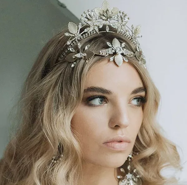 30 Wedding Tiaras For 2020 That Are Just As Unique As You