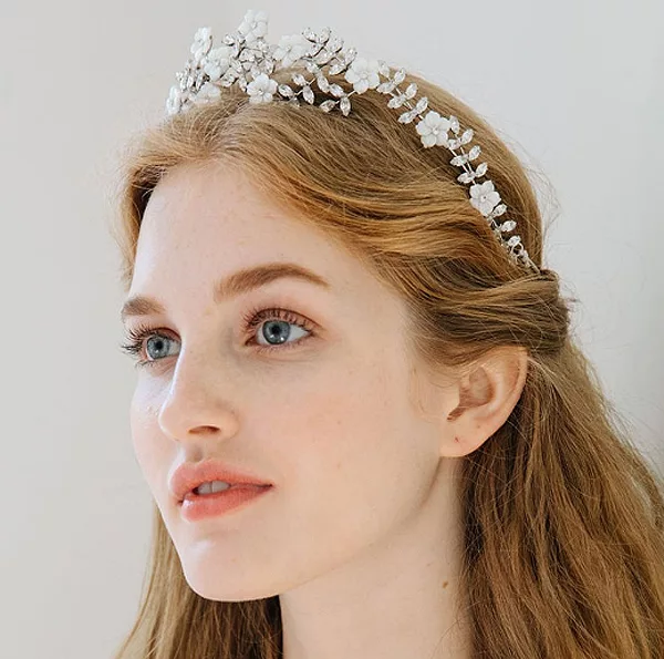 30 Wedding Tiaras For 2020 That Are Just As Unique As You